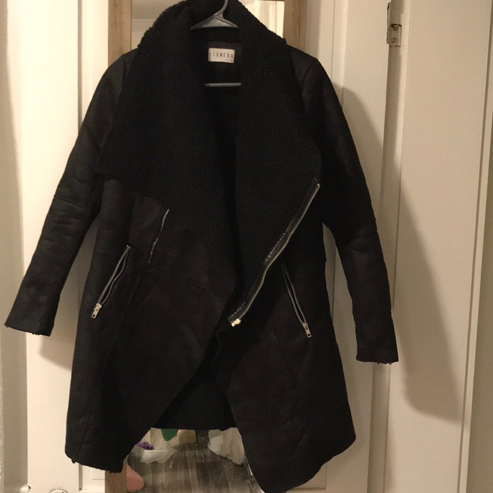 Lioness Coat